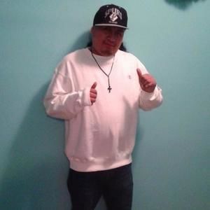 Meet your Posher, Cesar